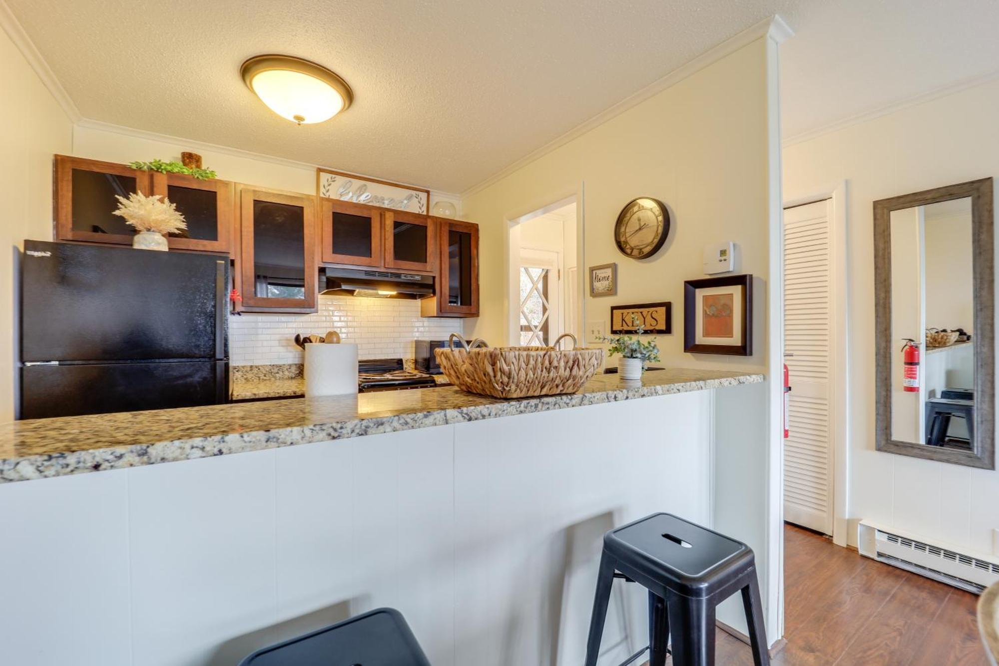 Beech Mountain Studio With Balcony Less Than 1 Mi To Skiing! מראה חיצוני תמונה