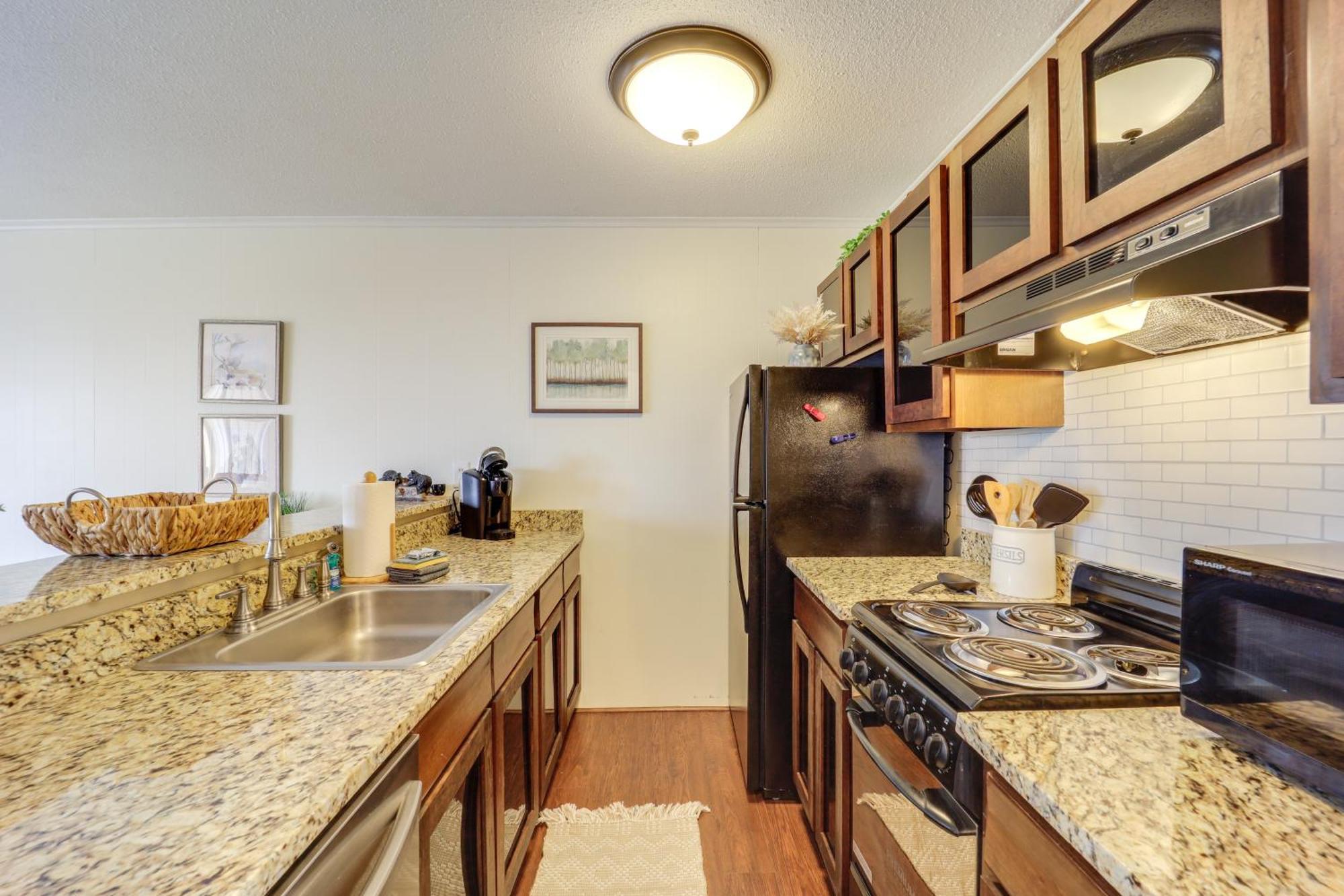 Beech Mountain Studio With Balcony Less Than 1 Mi To Skiing! מראה חיצוני תמונה